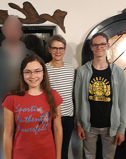 Auf dem Foto: Sarah Schöps, Kreisvorsitzende Hedwig Borgmann, Thomas Keil (v.l.n.r.)