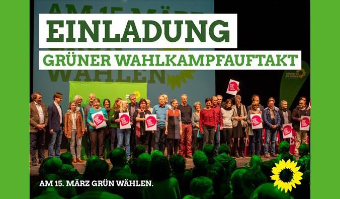 viele Grüne Kandidatinnen und Kandidaten mit OB-Kandidatin Sigi Hagl und auf der Bühne werben für den Wahlauftakt