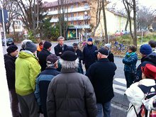 Viele Zuhörer bei den Erläuterungen zu den Neubau-Vorhaben und der Verkehrsführung an der Schönau-Straße