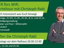 Ankündigungstext, neben dem Christoph Rabl mit verschränkten Händen steht