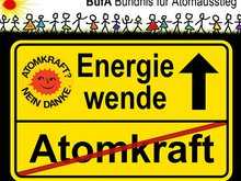 Große Demonstration "Energiewende Jetzt!" ab 13:00 vor dem Rathaus Niederaichbach, anschließend Demonstrationszug zum Tor 13 des AKW, ab 13:45 Kundgebung vor dem AKW am Tor 13