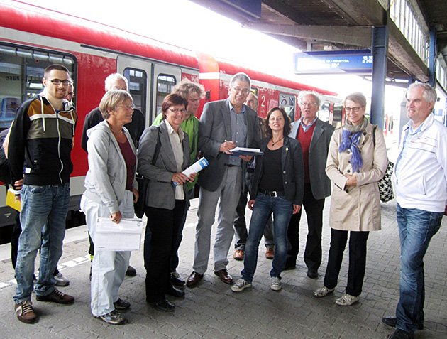 Lokaltermin Landshuter Bahnhof mit Rosi Steinberger, Dr. Thomas Gambke, Sigi Hagl und Markus Scheuermann