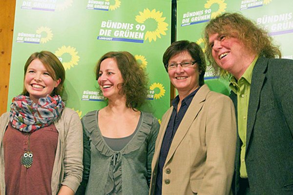 von links: Marlene Schönberger, Sigi Hagl, Rosi Steinberger, Markus Scheuermann