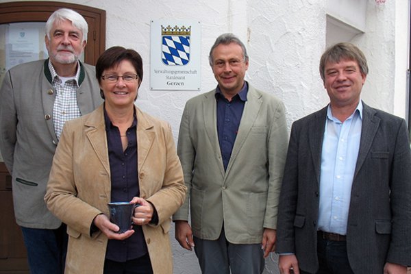 v.l.n.r.: Erster Bürgermeister Maximilian Graf von Montgelas, Gerzen, Rosi Steinberger, MdL, Erster Bürgermeister Konrad Hartshauser, Kröning, Erster Bürgermeister Lorenz Fuchs, Schalkham