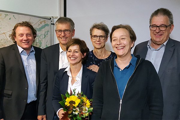 v.l.n.r.: Stefan Gruber, Fraktionsvorsitzender, Dr. Thomas Keyßner, 2. Bürgermeister, Sigi Hagl, Landesvorsitzende, Hedwig Borgmann, Kreisvorsitzende, Elke Rümmelein, Kreisvorsitzende und Dr. Thomas Gambke, scheidender Bundestagsabgeordneter